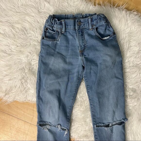 GAP casual distressed blue jeans size 10 regular. - Picture 4 of 10